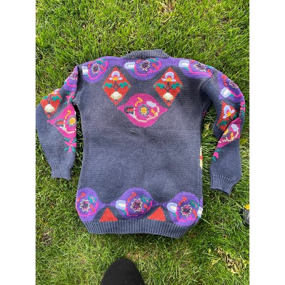 vintage Pier 1 Imports Passport Sweater Size Small - Picture 2 of 16